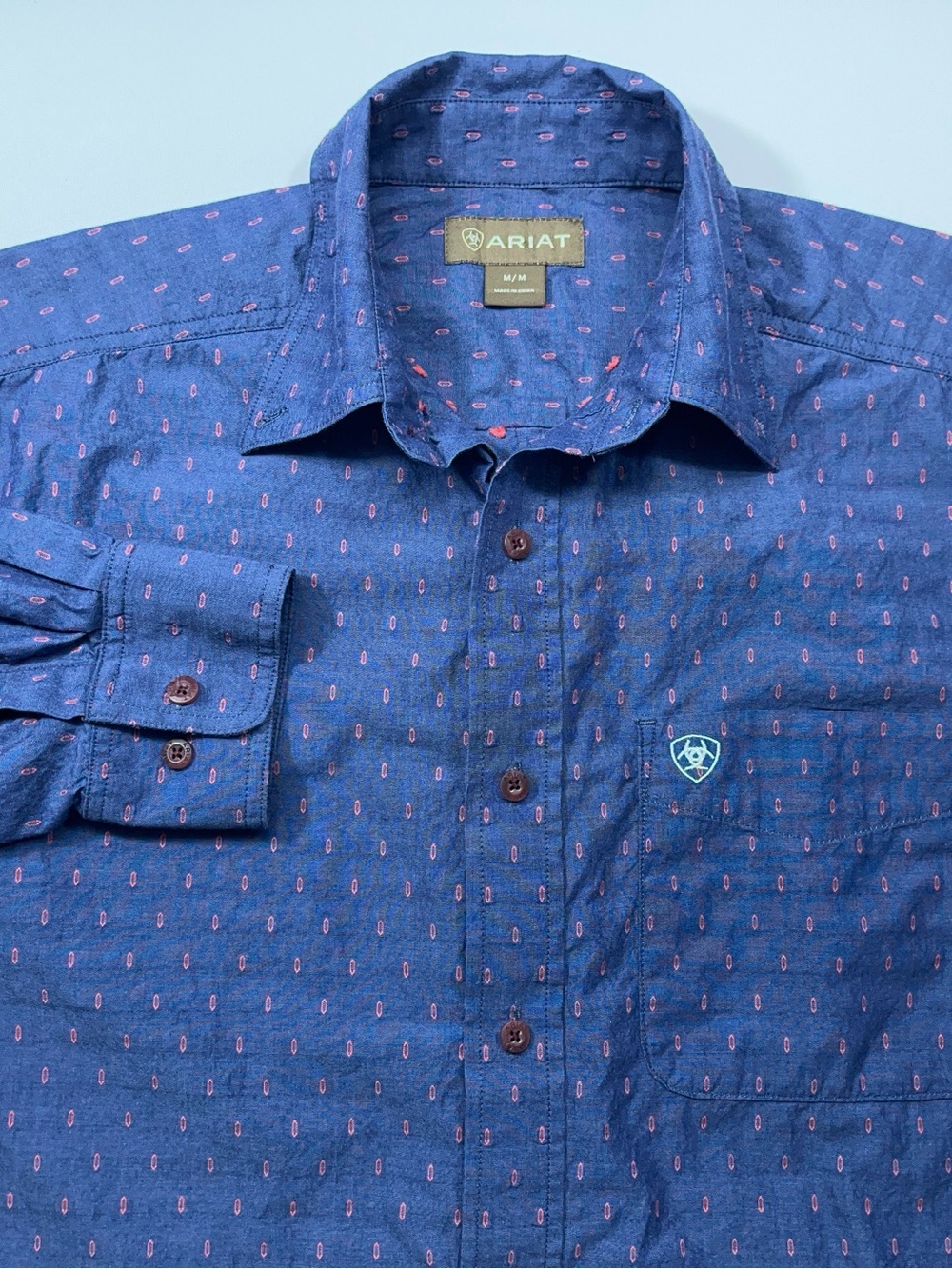 ARIAT Button Down Shirt Mens Size Medium Blue Embroidered Print Long Sleeve